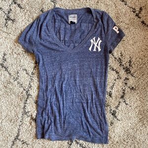 VICTORIA’S SECRET PINK YANKEE SHIRT